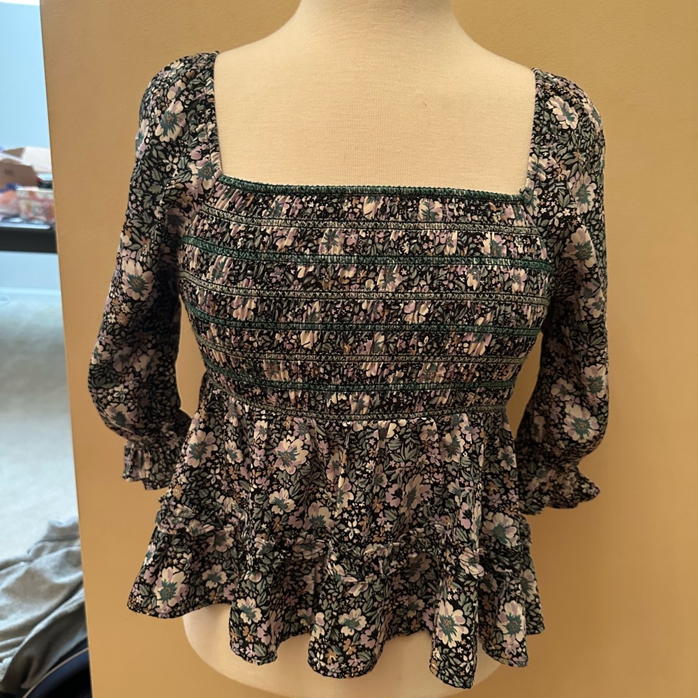 American Eagle Outfitters Floral Blouse - Black and Pink